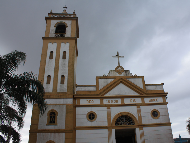 Recanto das Baleias - Igreja Santana do Mirim