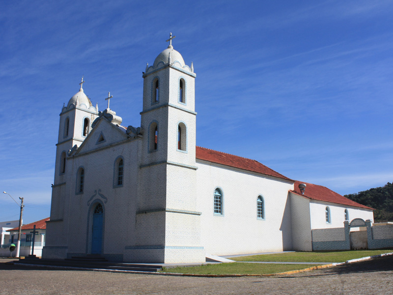 Recanto das Baleias - Igreja de Santa Ana da Vila Nova